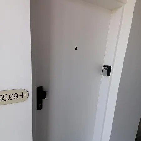 Entrez Snp - Pri Fakultnej Nemocnici Apartmán Košice