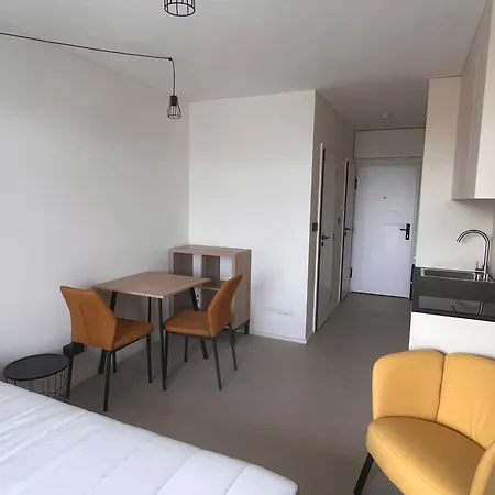 Entrez Snp - Pri Fakultnej Nemocnici Apartmán *