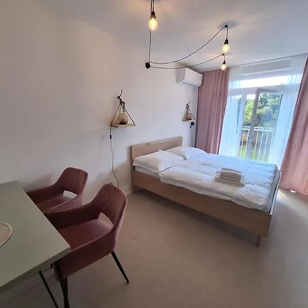 Apartament Entrez Snp - Pri Fakultnej Nemocnici *